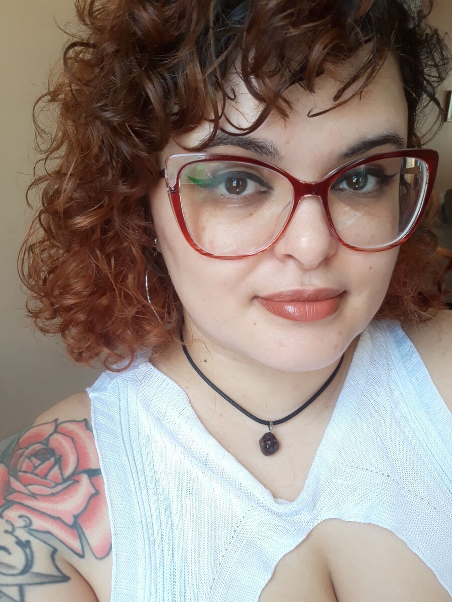 Juliana Tavares Ribeiro, jornalista, redatora e copywriter